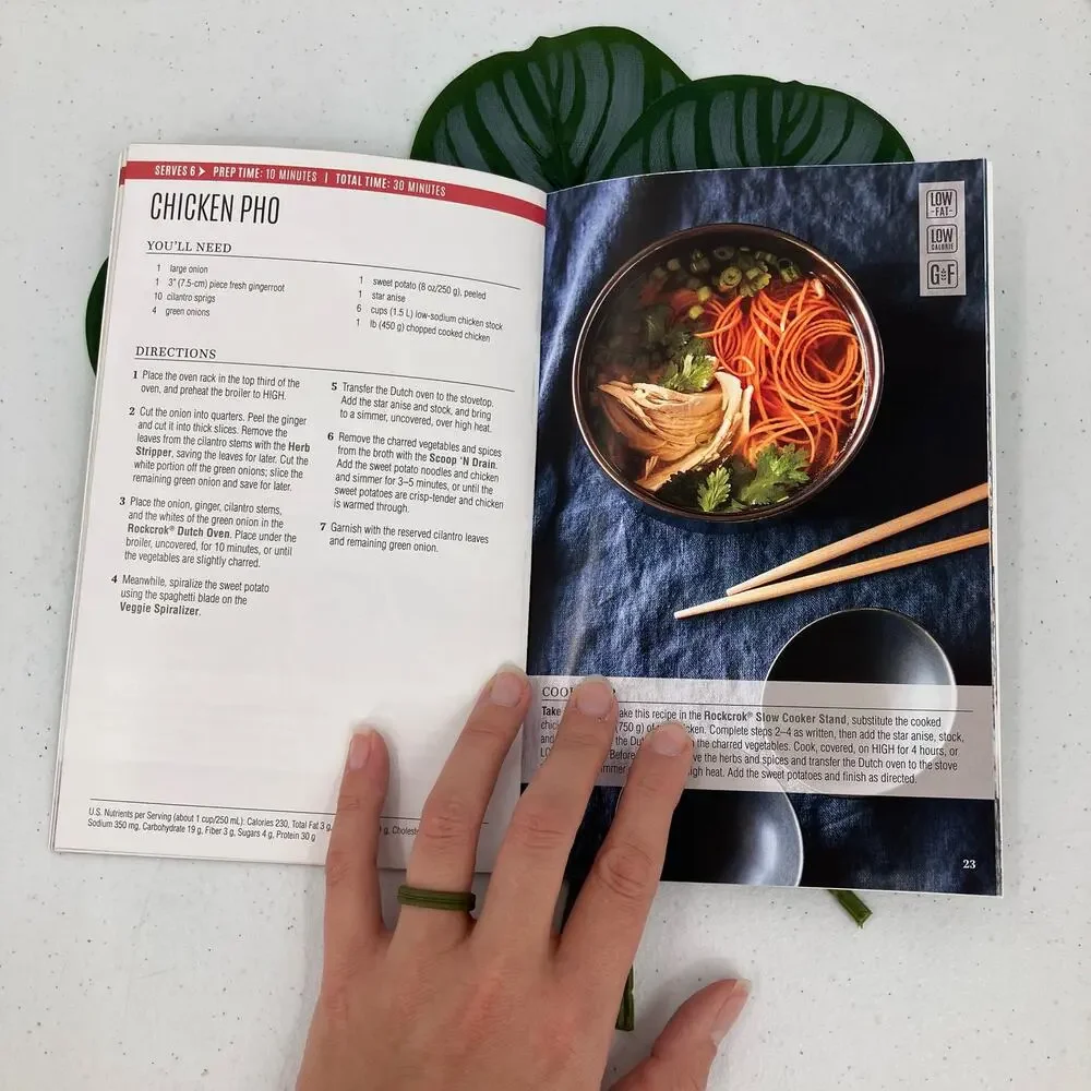 The Pampered Chef Fall Winter 2017 Season's Best One-Pot Dinner Recipe Cookbook